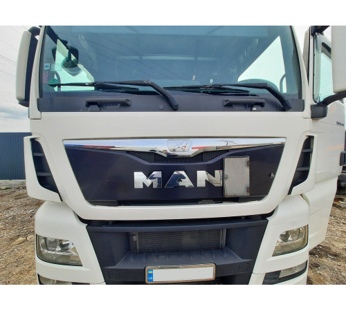 Б/у Капот MAN TGX EURO 6 (МАН ТГХ ЕВРО 6) 81611106081