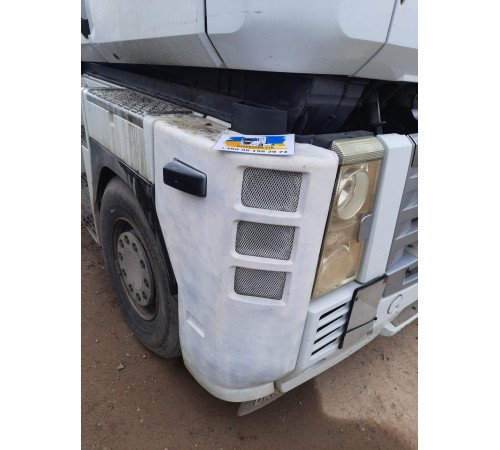 Б/у Крило (кут) бампера правий (R) Renault Magnum Euro 5 (Рено Магнум Евро 5) 5010574309