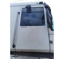 Б/у Двері (права сторона – R) Renault Magnum Euro 5 (Рено Магнум Евро 5) 5010301523