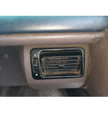 Б/у Повітряний дефлектор (решітка) Renault Magnum Euro 5 (Рено Магнум Евро 5) 5010226048