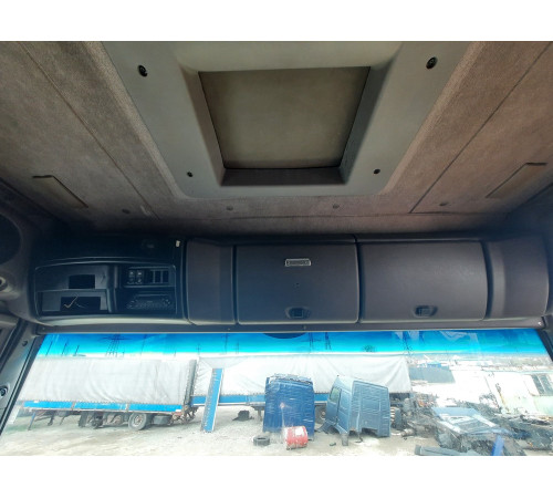 Б/у Верхній ящик (полиця) над торпедо Renault Magnum Euro 5 (Рено Магнум Евро 5) 5010605193