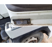 Б/у Наружная ручка двери (левая) Renault Magnum Euro 5 (Рено Магнум Евро 5) 7421015810