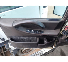 Б/у Обшивка двери (левая) Renault Magnum Euro 5 (Рено Магнум Евро 5) 5010441035