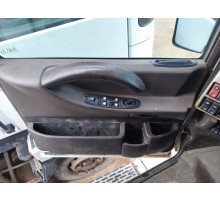 Б/у Обшивка двери (левая) Renault Magnum Euro 5 (Рено Магнум Евро 5) 5010441035