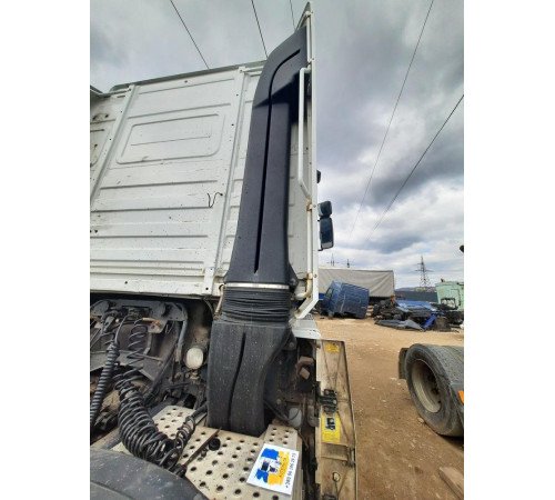 Б/у Воздухозаборник Renault Magnum Euro 5 (Рено Магнум Евро 5) 5010626379