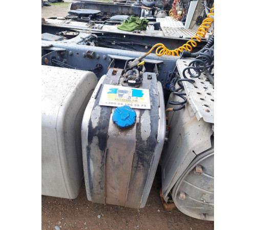 Б/у Алюминиевый бак AdBlue  (адблю) 125 л Renault Magnum Euro 5 (Рено Магнум Евро 5) 7421609065