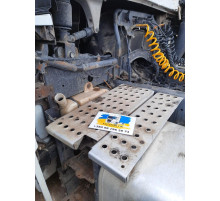 Б/у Трап на раму позаду кабіни Renault Magnum Euro 5 (Рено Магнум Евро 5) 7420909647