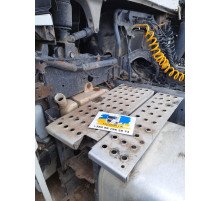 Б/у Трап на раму сзади кабины Renault Magnum Euro 5 (Рено Магнум Евро 5) 7420909647