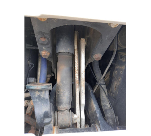 Б/у Амортизатор кабіни передній Renault Magnum DXi Euro 5 (Рено Магнум Евро 5) 5010552370