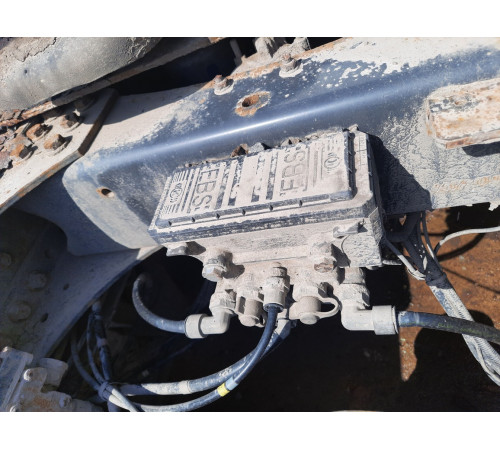 Б/у Кран (модулятор) EBS задня ось Renault Magnum DXi Euro 5 (Рено Магнум Евро 5) 7421122035