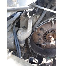 Б/у Кронштейн подушки двигуна (лівий - L) Renault Magnum DXi Euro 5 (Рено Магнум Евро 5) 7421176296