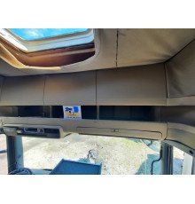 Б/у Верхня полиця (ящики, бардачок) над торпедою у кабіні Scania R Euro 5 HPI (Сканія Р Євро 5) 1789281