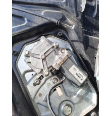 Б/у Моторчик склопідіймача Scania R Euro 5 HPI (Сканія Р хпі Євро 5) 2572352