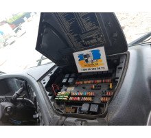 Б/у блок (панель) запобіжників Volvo FH12 Euro 3 (Вольво ФШ 12 Євро 3) 20476480