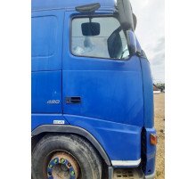 Б/у двері праві (R) Volvo FH12 Euro 3 (Вольво ФШ 12 Євро 3) 20360543