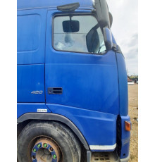 Б/у двери правые (R) Volvo FH12 Euro 3 (Вольво ФШ 12 Евро 3) 20360543