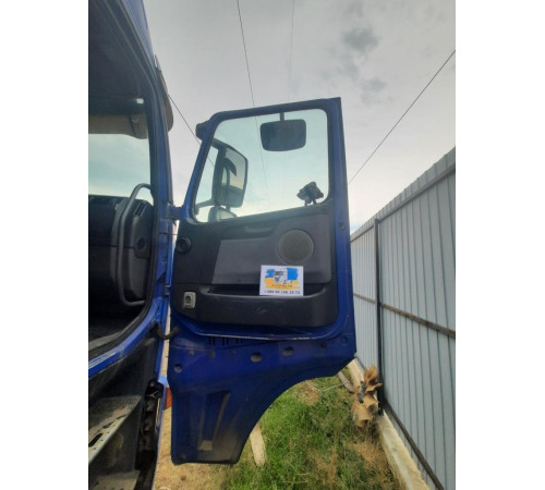 Б/у двери правые (R) Volvo FH12 Euro 3 (Вольво ФШ 12 Евро 3) 20360543