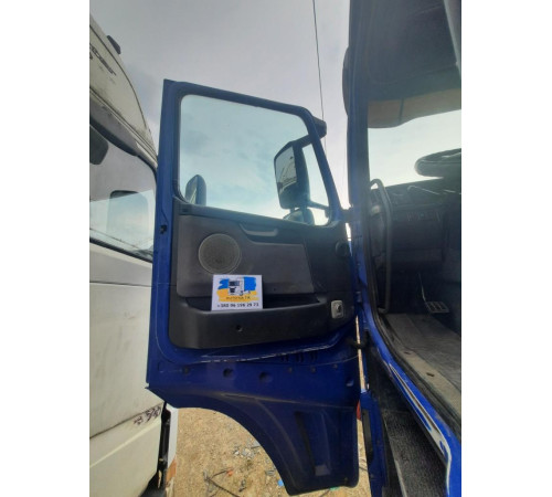 Б/у двери левые (L) Volvo FH12 Euro 3 (Вольво ФШ 12 Евро 3) 20360542