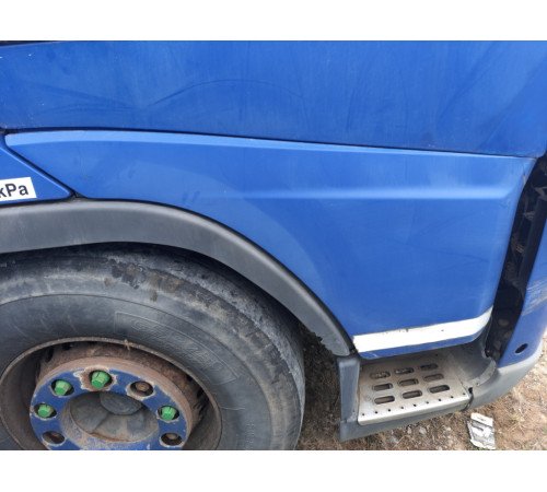 Б/у продолжение двери, правая сторона (R) Volvo FH12 Euro 3 (Вольво ФШ 12 Евро 3) 20360543