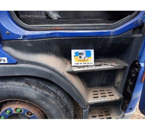 Б/у ступенька велика, права (R) Volvo FH12 Euro 3 (Вольво ФШ 12 Євро 3) 3175928