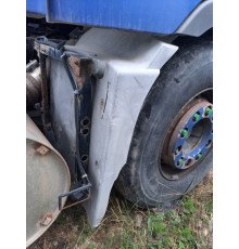 Б/у крило переднє, задня частина, праве/ліве (R/L) Volvo FH12 Euro 3 (Вольво ФШ 12 Євро 3) 20453900