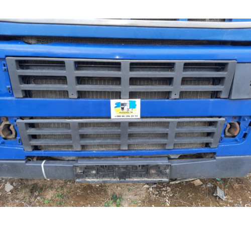 Б/у решітка радіатора Volvo FH12 Euro 3 (Вольво ФШ 12 Євро 3) 20409818