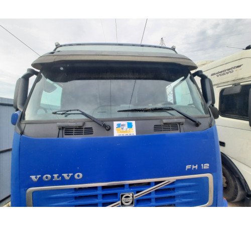 Б/у панель стеклоочистителей (жабо) под лобовым стеклом Volvo FH12 Euro 3 (Вольво ФШ 12 Евро 3) 3175363