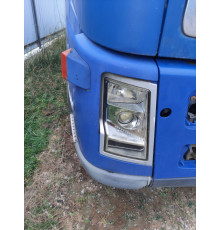 Б/у облицювання фари правої (R) Volvo FH12 Euro 3 (Вольво ФШ 12 Євро 3) 20452889