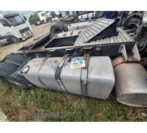 Б/у бак топливный, правый, 650 л, Д: 160 см Volvo FH12 Euro 3 (Вольво ФШ 12 Евро 3) 20503511