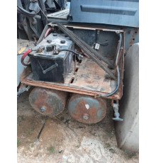 Б/у ящик АКБ (акумуляторної батареї) Volvo FH12 Euro 3 (Вольво ФШ 12 Євро 3) 20527318