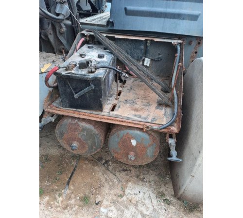 Б/у ящик АКБ (аккумуляторной батареи) Volvo FH12 Euro 3 (Вольво ФШ 12 Евро 3) 20527318