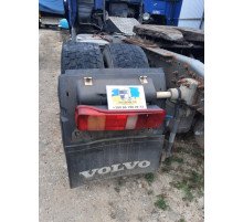 Б/у крило заднє, ліве (L), з фонарем та кронштейном Volvo FH12 Euro 3 (Вольво ФШ 12 Євро 3) 20392599, 20392544