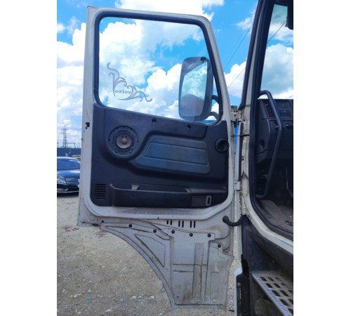 Б/у двері ліві, водійські Volvo FH12 Euro 2 (Вольво ФШ 12 Євро 2) 20360542