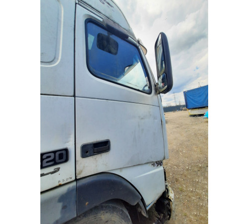 Б/у двері праві, пасажирські Volvo FH12 Euro 2 (Вольво ФШ 12 Євро 2) 20360543