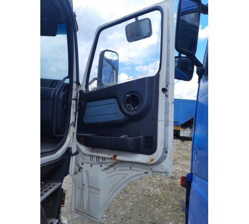 Б/у двері праві, пасажирські Volvo FH12 Euro 2 (Вольво ФШ 12 Євро 2) 20360543