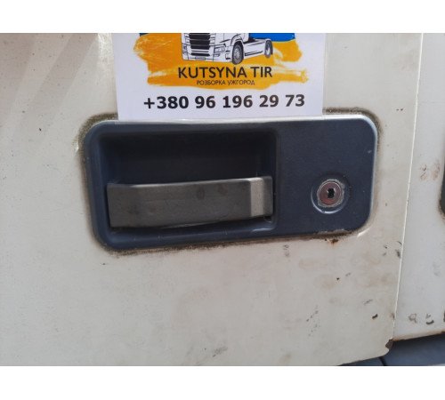 Б/у ручка двери наружная левая (L) Volvo FH12 Euro 2 (Вольво ФШ 12 Евро 2) 20398466