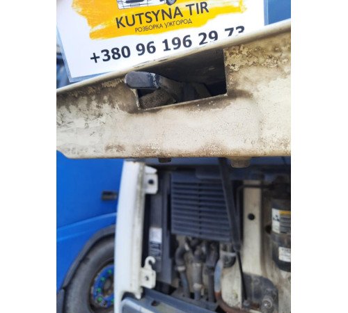 Б/у замок капота правый Volvo FH12 Euro 2 (Вольво ФШ 12 Евро 2) 8144652