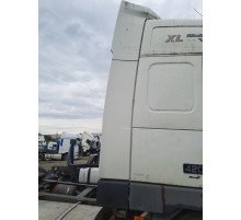 Б/у спойлер кабины правый Volvo FH12 Euro 2 (Вольво ФШ 12 Евро 2) 20409861
