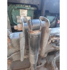 Б/у Кронштейн переднього амортизатора Volvo FH12 Euro 2 (Вольво ФШ 12 Євро 2) 1079175