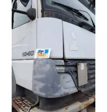 Б/у кут (дефлектор) кабіни правий (R) Mercedes-Benz Axor 1840 Euro 3 (Мерседес Аксор Євро 3)