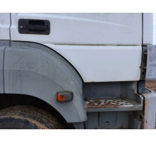 Б/у підножка, ступенька велика, права Mercedes-Benz Axor 1840 Euro 3 (Мерседес Аксор Євро 3)