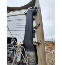 Б/у забірник повітря (дефлектор на кабіні) Mercedes-Benz Axor 1840 Euro 3 (Мерседес Аксор Євро 3) A9408301644