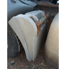 Б/у крило заднє, передня частина Mercedes-Benz Axor 1840 Euro 3 (Мерседес Аксор Євро 3) A9305200119