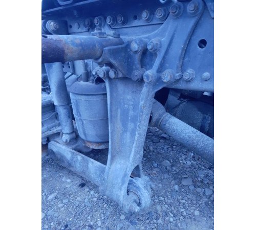 Кронштейн реактивной тяги Mercedes-Benz Axor 1840 Euro 3 – б/у A9423250109