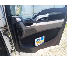 Б/у карта (обшивка) правих дверей MAN TGX EEV (ман тгх еев) 81626306154