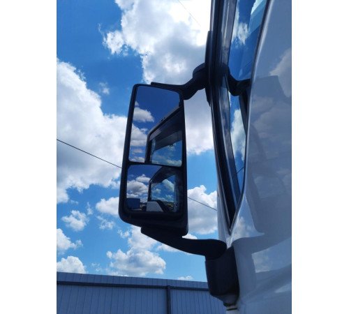 Зеркало левое MAN TGX EEV – б/у 81637306529