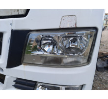Б/у фара основного света левая MAN TGX EEV (ман тгх еев) 81251016661