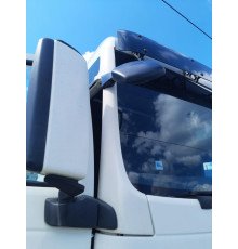 Б/у накладка на праву стійку кабіни MAN TGX EEV (ман тгх еев) 81624100118