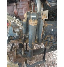 Б/у Кронштейн (опора) переднього амортизатора Renault T Truck Range Gama Euro 6 (Рено Т ЕВРО 6) 7421507833