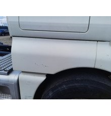Б/у продолжение (накладка) переднего крыла правого MAN TGX EEV (ман тгх еев) 81615100410